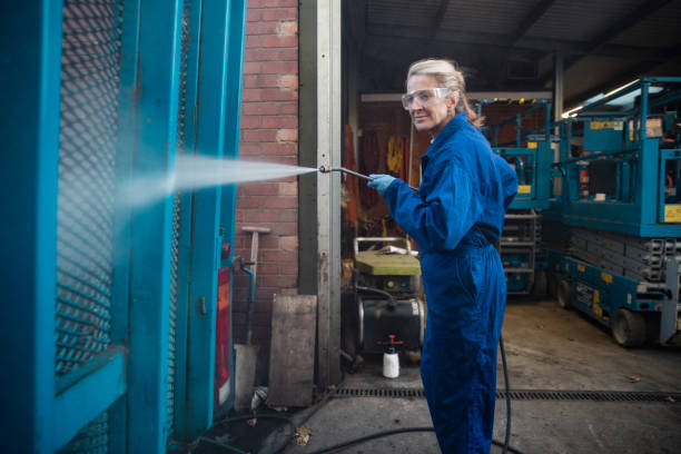 Best Gas Station Cleaning  in Farmingville, NY