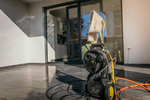 Best Sidewalk and Walkway Cleaning  in Farmingville, NY